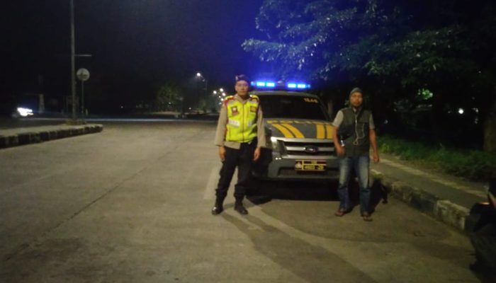 Antisipasi Gangguan Kamibmas dan Kejahatan Malam Lainnya Personel Polsek Gedebage Lakukan Patroli dan Pemantauan Malam Hari