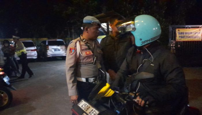 Kapolsek Cidadap Pimpin Apel KRYD Malam Minggu