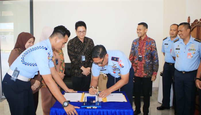 Lanud Sultan Hasanuddin dan PT. Bank Mandiri, TBK Tanda Tangani Perjanjian Kerja Sama