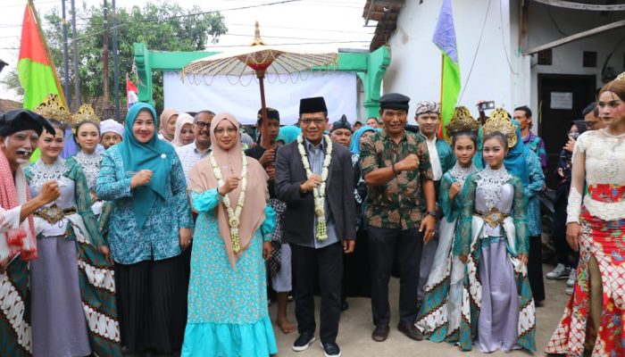 Kepemimpinan Bupati Dadang Supriatna, Kades Drawati Sebut Ada Peningkatan Infrastruktur Jalan, Air Bersih dan Rutilahu