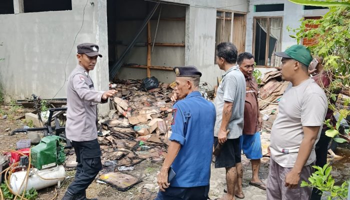 Kebakaran Gudang Kardus di Cikelet Kerugian Diperkirakan Rp 15 Juta