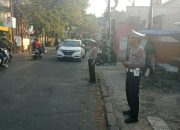 Personil Polsek Bandung Kulon giat Yanmas pagi hari Pengaturan Lalulintas