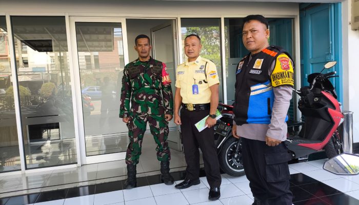 tingkatkan kemitraan kamtibmas di wilayah Binaan,Sinegritas TNI-Polri sambangi Satpam Adira