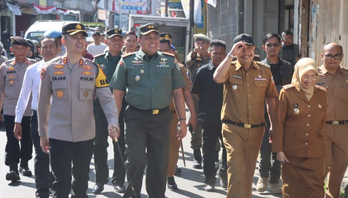 Kapolres Garut Turut Hadiri Kegiatan Launching Relokasi Sementara Pkl Kabupaten Garut