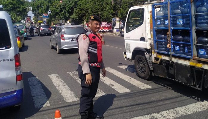 Polsek Cidadap Gelar Protap Siang Antisipasi Gangguan Kamseltibcar Lantas