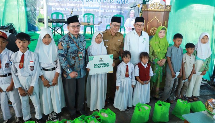 Bupati Bandung Kutip Hadits Nabi Saat Peletakan Batu Pertama BLK Muslimat NU Jabar