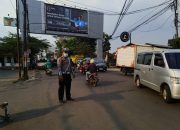 Urai Kemacetan, Personel Polsek Babakan Ciparay Gelar Pengaturan arus Lalin