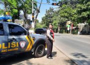 Pengaturan lalulintas Oleh unit samapta Polsek Arcamanik