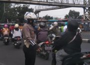 Antisipasi Kemacetan Sore Hari Personil Unit Lalulintas Polsek Cibeunying kidul Melaksanakan Pengamanan Jalur