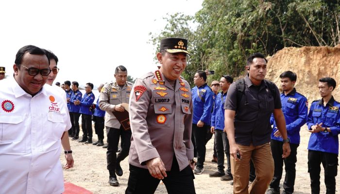 Kapolri Laksanakan Peletakan Batu Pertama Pembangunan Gedung Pusdiklat SPSI di Kawasan Jatiluhur Kab. Purwakarta