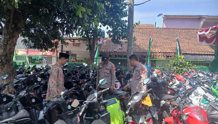 Polsek Leles Gelar Operasi Penertiban Knalpot Bising di Kecamatan Leles