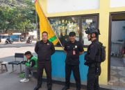 SAT BRIMOB POLDA JABAR SASAR LINGKUNGAN PERUMAHAN UNTUK BERIKAN HIMBAUAN KAMTIBMAS