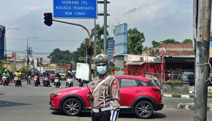 Gelar Gatur Lalulintas, Unit Lantas Polsek Astanaanyar Jaga Kamseltibcarlantas Siang