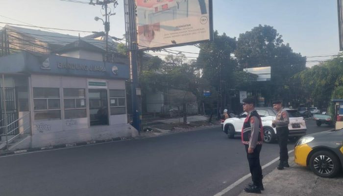 Personel Samapta Polsek Sukajadi Yanmas Pagi, Cegah Kerawanan Pengguna Jalan