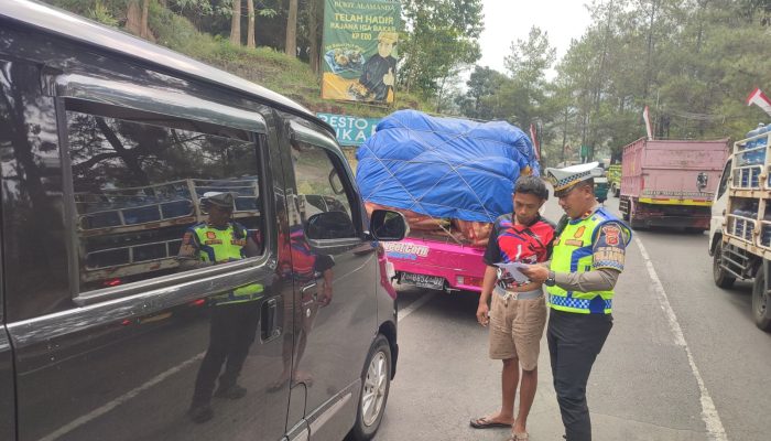 Satlantas Polres Garut Amankan 9 Kendaraan Travel Ilegal