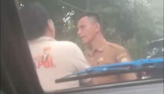 Oknum Kepala Desa Karangnunggal Hina Wartawan Hingga Lempar Roko yang Masih Menyala dan Sebut Binatang