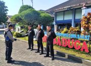 Bhabinkamtibmas Polsek Astanaanyar Berikan Pembinaan dan Penyuluhan Kamtibmas Kepada Petugas Satpam Museum Sri Badung Bandung