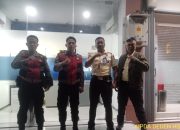 Kegiatan kepolisian yang di tingkatkan Antisipasi Gangguan Kamtibmas dan Kejahatan Malam Lainnya Personel Polsek Babakan Ciparay Lakukan Patroli dan Pemantauan Malam Hari