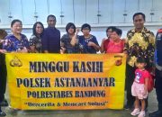 Bhabinkamtibmas Polsek Astanaanyar Melaksanakan Kegiatan Minggu Kasih Di Gereja Utusan Pantekosta
