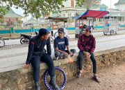 ANGGOTA SAT BRIMOB POLDA JABAR BERIKAN HIMBAUAN KEPADA REMAJA TERKAIT PERGAULAN BEBAS