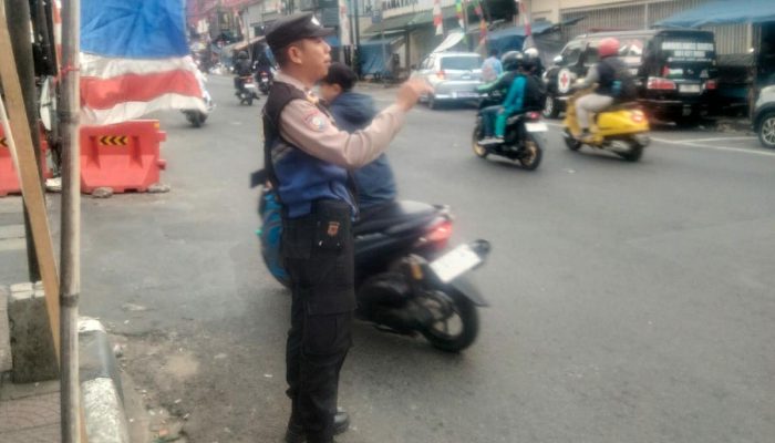 Bhabinkamtibmas Polsek Sukajadi Polrestabes Bandung Laksanakan Gatur Pagi Sebagai Wujud Pelayanan dan Keamanan Masyarakat