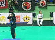 Siswi SMPN 43 Bandung Icha Rizkia Maulana, Raih Medali Emas Cabor Pencak Silat di Bandung Open 2024
