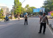 Unit Lalu Lintas Polsek Sukajadi Gelar Gatur Lantas Sore, Bantu Masyarkat Menyebrang Jalan