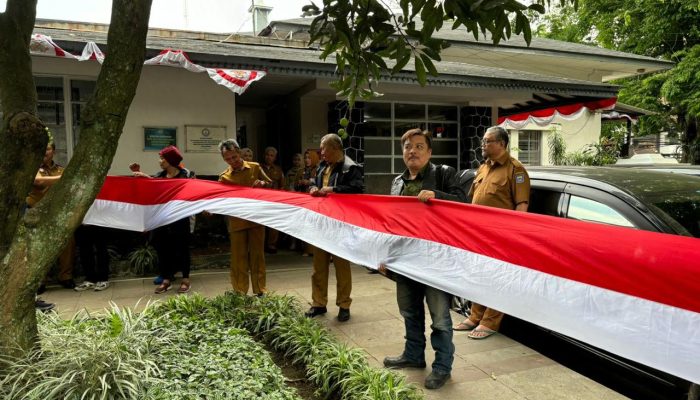 Ekspedisi Siliwangi Cinta Alam Indonesia: Bentangkan