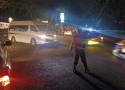 Cipta Kondusifitas QR Polsek Sukasari Lakukan Giat Yanmas Malam Bandung Lautan Biru