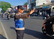 Bhabinkamtibmas Polsek Antapani Lakukan Pelayanan Masyarakat Pagi Hari