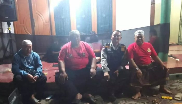 Bhabinkamtibmas giat patroli dialogis dengan Warga Masyarakat