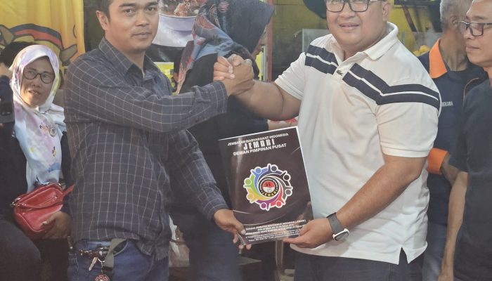 JEMARI Tetapkan Kepastian Hukum Organisasi, Ketum Jemari: 15 DPC Di Jabar Terima SK Serentak