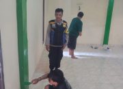 Bhabinkamtibmas melaksanakan giat door to door ke warga binaan sesuai keluarahan di Wilkum Polsek Andir