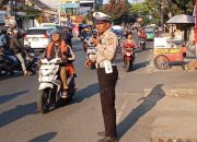 Unit Lalulintas Polsek Antapani Laksanakan Pengaturan Rutin Sore Hari