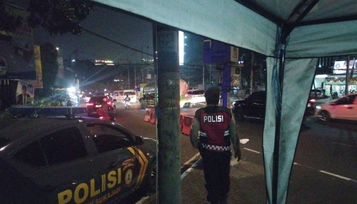 Samapta Polsek Sukajadi Laksanakan Patroli Strong Point BLB Antisipasi C3 Pada Malam Hari