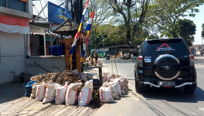 Galian Kabel PLN Diduga Tidak Kantongi Izin RUMIJA, Pekerjaan PT Rasindo Tidak Profesional