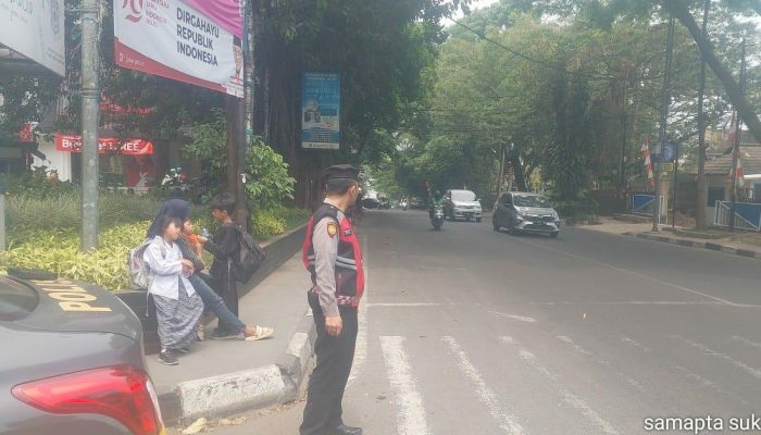 Unit Patroli Polsek Sukajadi Giat Pengaturan Lantas Sore Hari