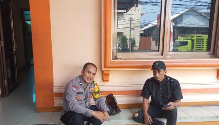 Bhabinkamtibmas sambang dan Silaturahmi kepada Security Hotel