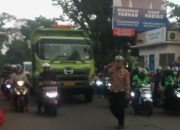 Cegah Kemacetan Polsek Kiaracondong Lakukan Pengaturan Di Pagi Hari