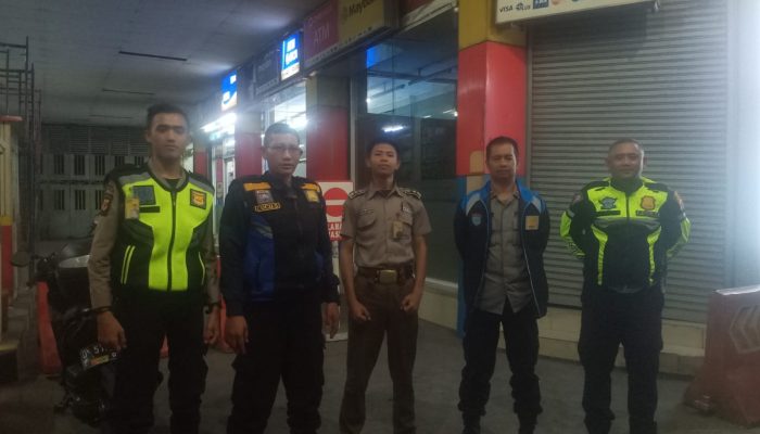 sinergritas TNI POLRI sambang warga binaanya