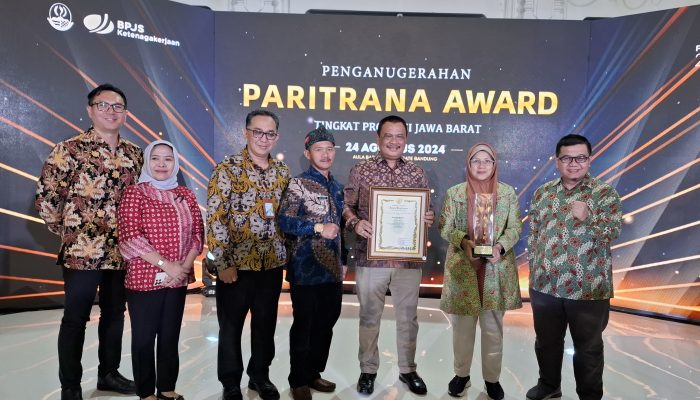 Implementasikan Pelaksanaan Jaminan Sosial Ketenagakerjaan, Pemkab Bandung Raih Juara 1 Ajang Paritrana Award 2024 Tingkat Prov. Jabar