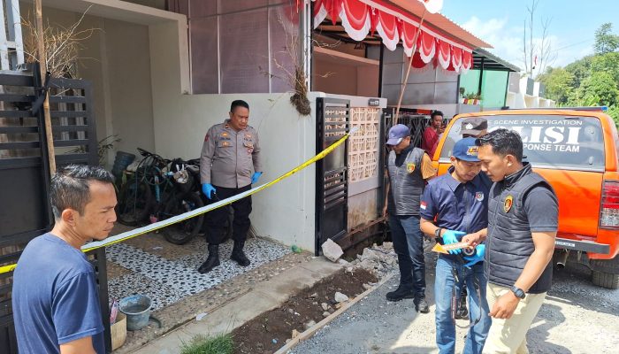 Polsek Tarogong Kaler Polres Garut Lakukan Cek TKP atas Kasus Gantung Diri