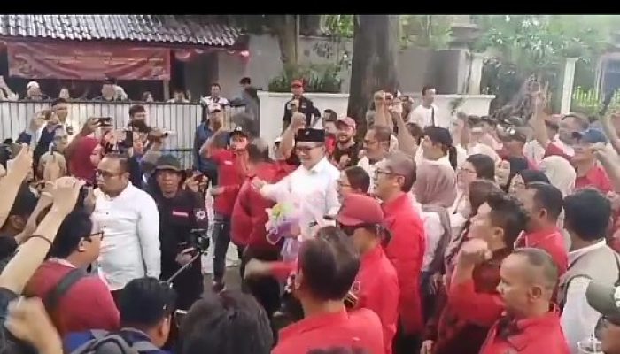 Sekitar Dua Puluh Ribu Pendukung Antar Paslon Rena – Teddy Daftar ke KPUD Kota Bogor