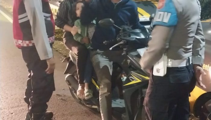 Pelaksanaan KRYD Jajaran Polsek Sukasari Dipimpin Kapolsek Sukasari