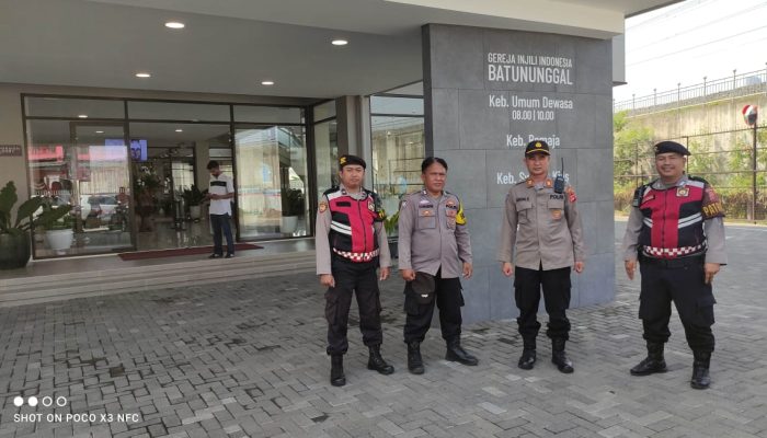 Untuk Memberikan Rasa Aman saat Melakukan Ibadah anggota Polsek bandung kidul Melaksanakan Pengamanan dan Patroli di Gereja HOK IM TONG