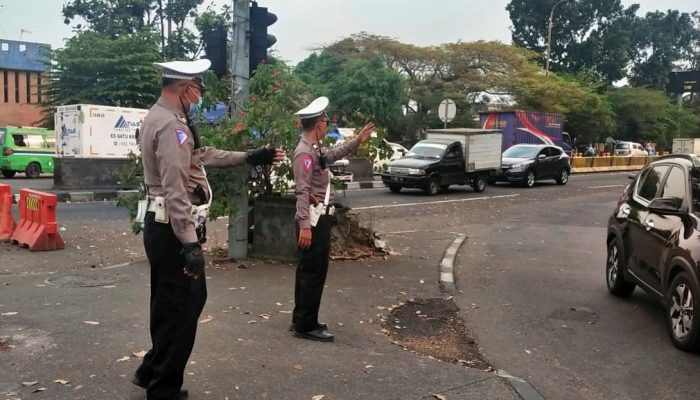 Gelar Gatur Lalulintas, Unit Lantas Polsek Astanaanyar Antisipasi Gangguan Kamsletibcarlantas Sore