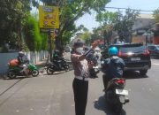 Berikan Pelayanan Kepada Masyarakat, Personil Polsek Lengkong Laksanakan Kegiatan Gatur Sore