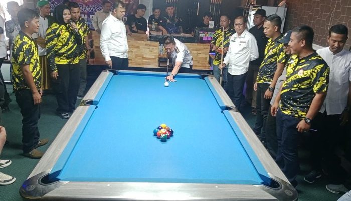 Bupati Rokan Hilir Buka Turnamen Olahraga Billiar, Trophy Bupati CUP 1 2024