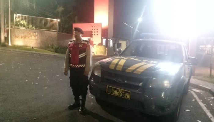 Unit Patroli Samapta Polsek Cidadap Gelar Blue Light Patrol