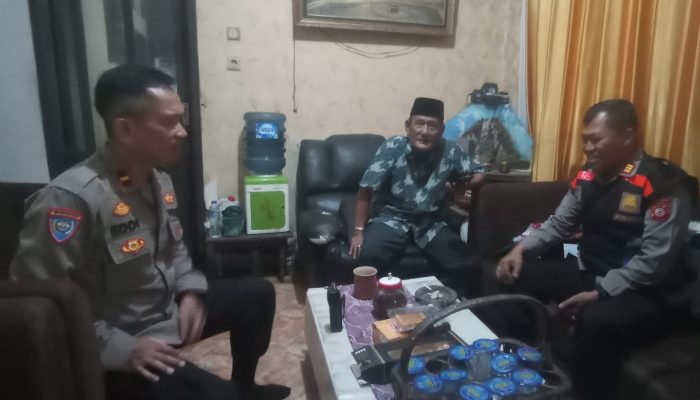 Jalin Silaturahmi dan Kerjasama Menjaga Kamtibmas Kanit Binmas kunjungi Tokoh Masyarakat